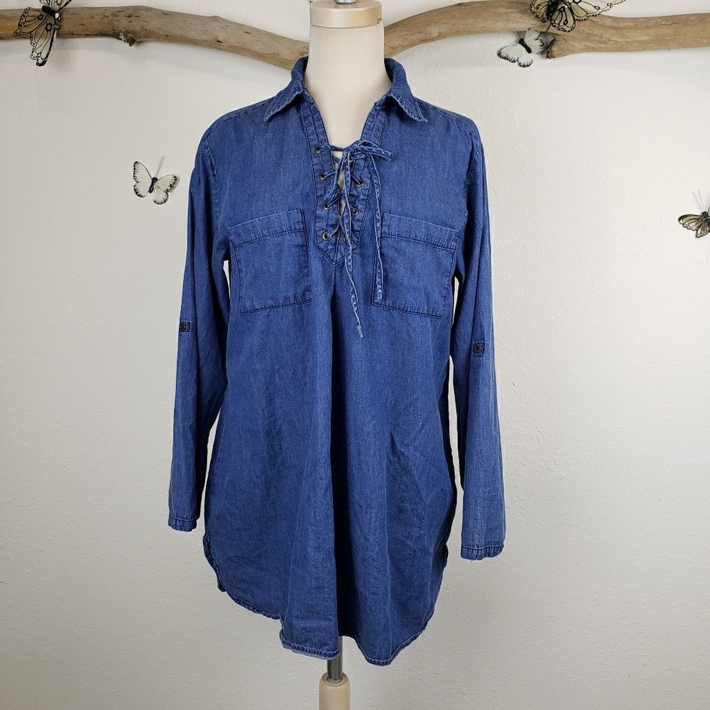 En creme lace front denim tunic dress
